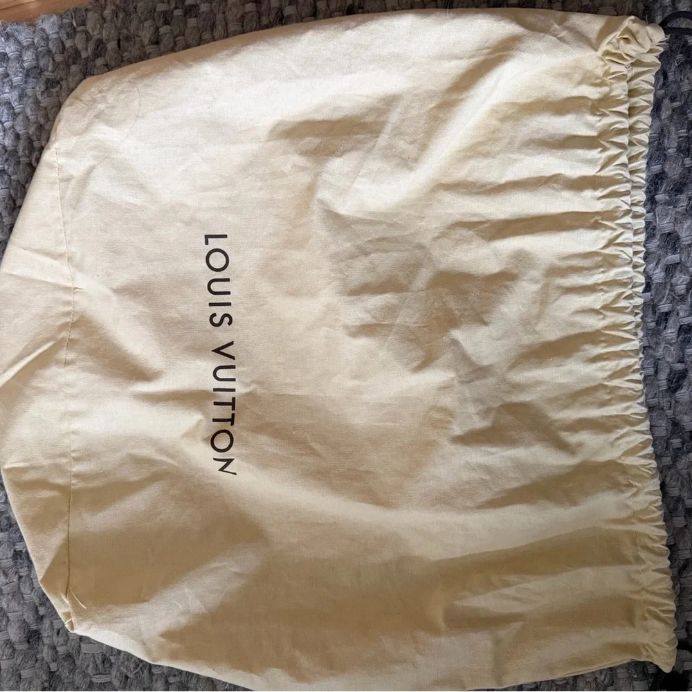 Louis Vuitton Noe Gm Bag - Picture 11 of 11